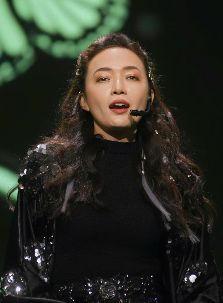 Nữ nghệ sĩ Việt bị chơi xấu, rời showbiz: 10 năm ở ẩn, không yêu ai, nhan sắc ngoài 40 vô cùng xinh đẹp