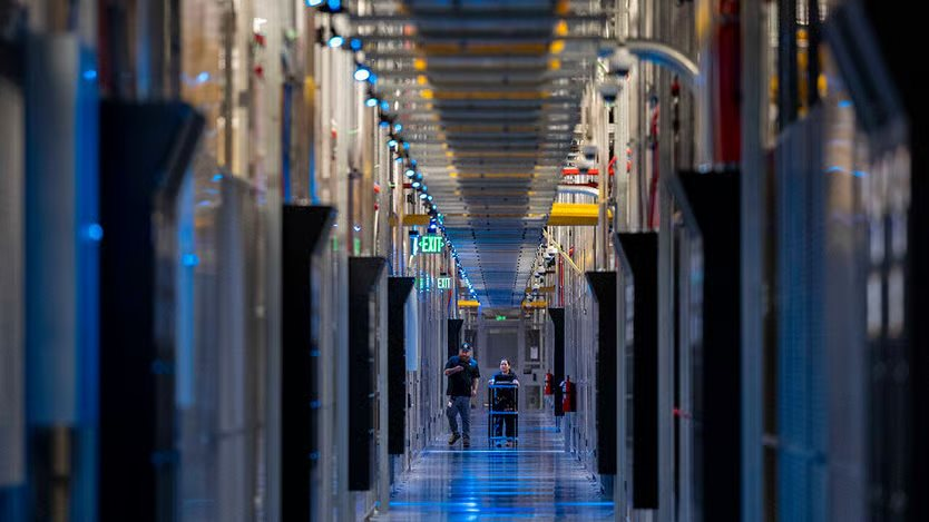 Bùng nổ đầu tư hạ tầng AI trị giá 5,2 nghìn tỷ USD: Nguy cơ xuất hiện bong bóng mới của thế kỷ 21 - Ảnh 1.