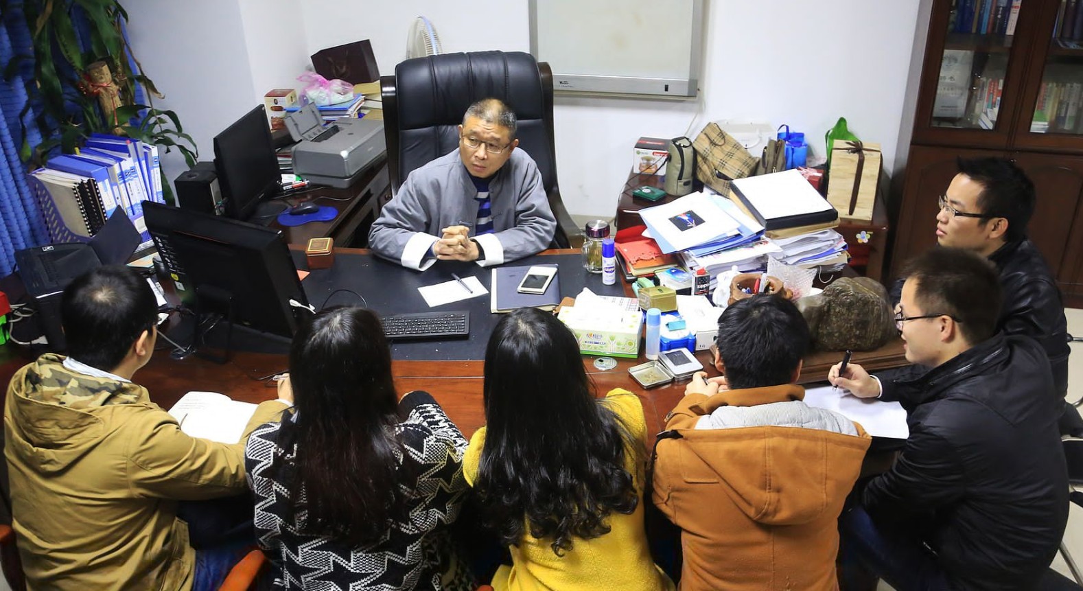 "Tìm việc ngày nay thật khó" - Lời kêu cứu của nữ tiến sĩ gửi 18 đơn xin việc nhưng đều thất bại: Một là thất nghiệp, hai là làm "osin" cho giáo sư để kiếm cơ hội - Ảnh 3.