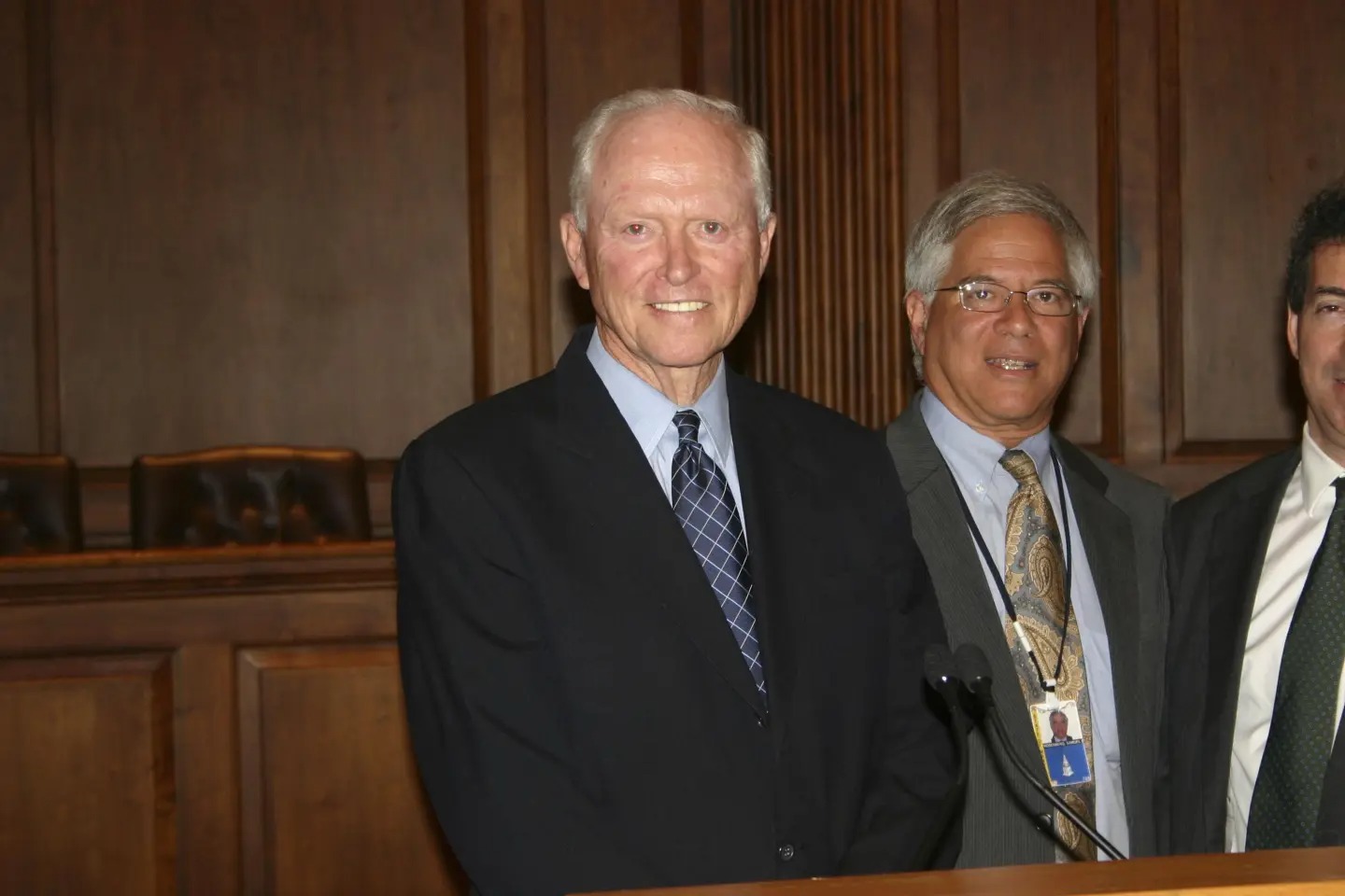 Chuyện ít người biết về người đứng sau "chính phủ đóng cửa” tại Mỹ 45 năm trước - Ảnh 1. Chuyện ít người biết về người đứng sau "chính phủ đóng cửa” tại Mỹ 45 năm trước - Ảnh 1.