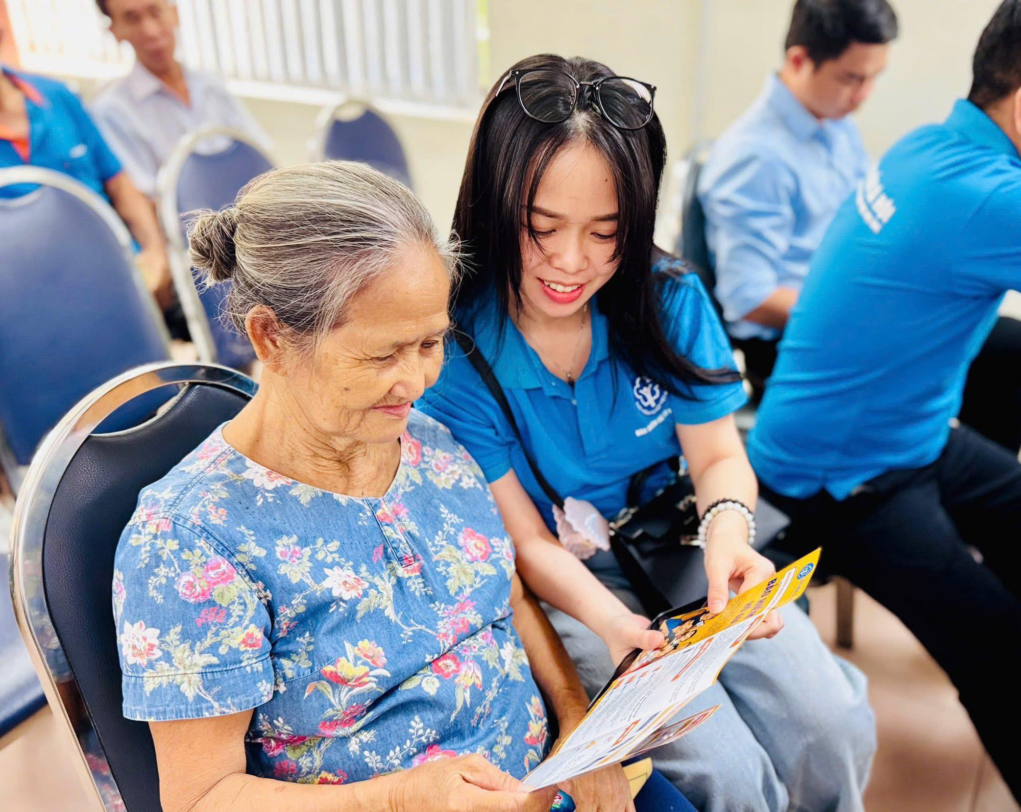 Đề xuất tăng mức hưởng BHYT lên 100% cho người hưởng trợ cấp hưu trí xã hội- Ảnh 1. Đề xuất tăng mức hưởng BHYT lên 100% cho người hưởng trợ cấp hưu trí xã hội- Ảnh 1.