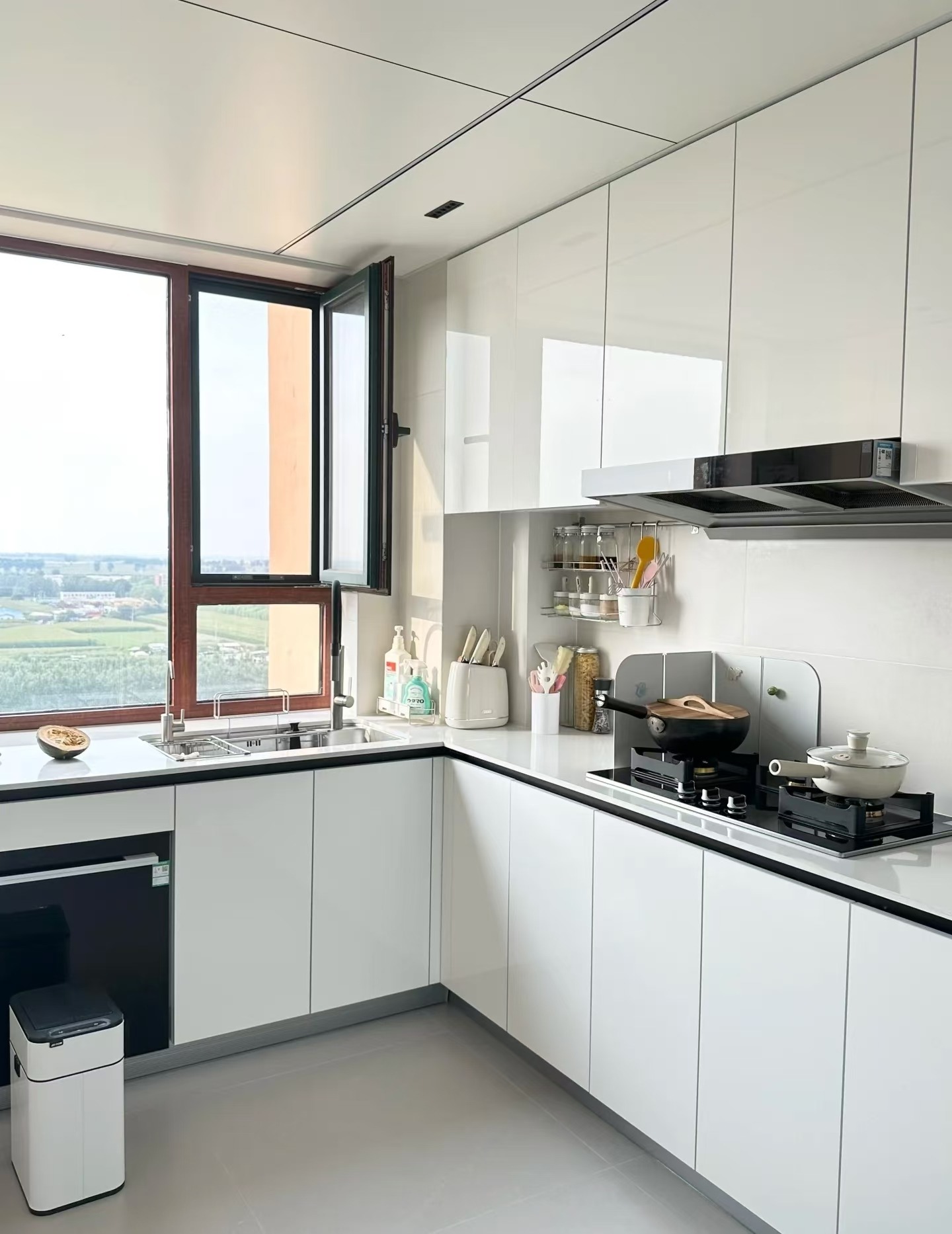 Ông bà nói: Nhà là gốc của tài - 3 nơi càng sạch thì lộc càng tụ, làm ăn trơn tru như bôi mỡ- Ảnh 1. Ông bà nói: Nhà là gốc của tài - 3 nơi càng sạch thì lộc càng tụ, làm ăn trơn tru như bôi mỡ- Ảnh 1.