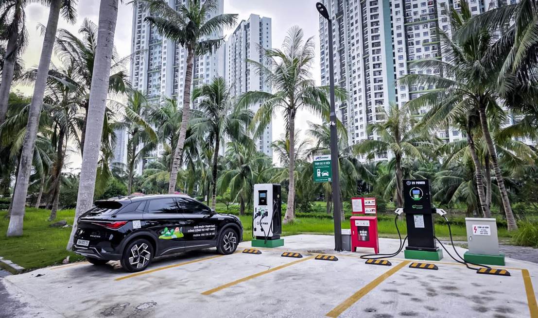 Hệ thống trạm sạc “Made in Việt Nam” bắt tay đối tác quốc tế mở rộng mạng lưới sạc xe điện toàn quốc- Ảnh 1. Hệ thống trạm sạc “Made in Việt Nam” bắt tay đối tác quốc tế mở rộng mạng lưới sạc xe điện toàn quốc- Ảnh 1.