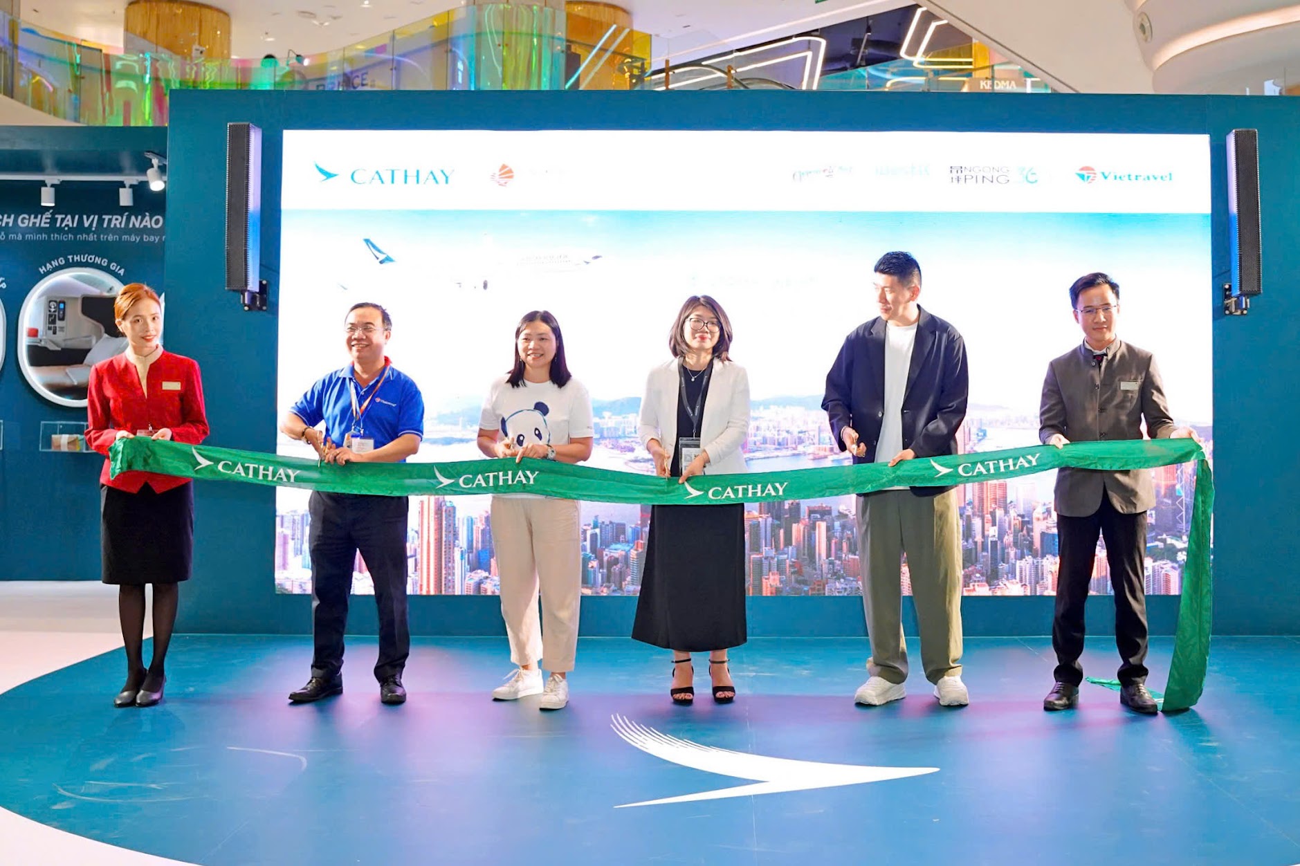 Cathay Travel Fair lần đầu tiên đến Việt Nam: Khi tinh thần Hồng Kông chạm vào nhịp sống Sài Gòn- Ảnh 1.