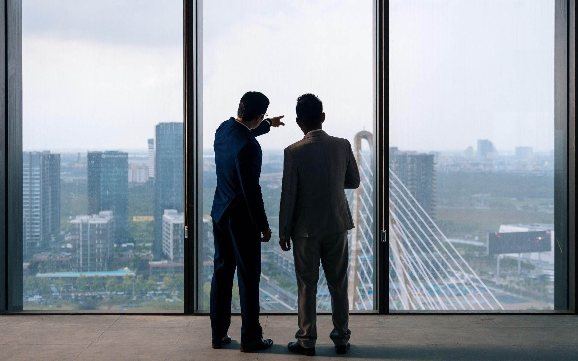 Khám phá bên trong tòa tháp Saigon Marina IFC - Ảnh 1.