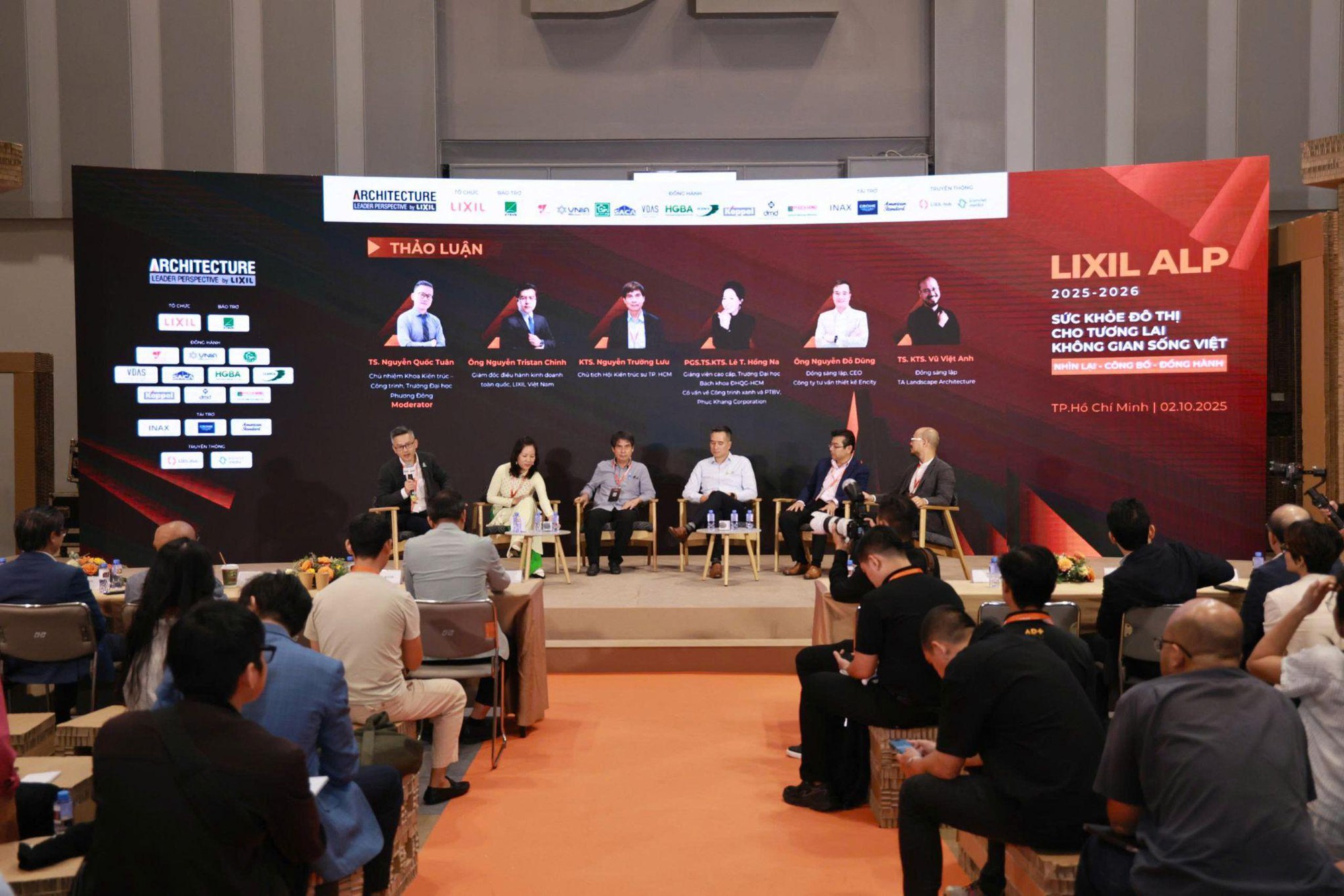 LIXIL chính thức khởi động hành trình “Sức khỏe đô thị” và giới thiệu sách LIXIL ALP 2023-2024 - Ảnh 2. LIXIL chính thức khởi động hành trình “Sức khỏe đô thị” và giới thiệu sách LIXIL ALP 2023-2024 - Ảnh 2.