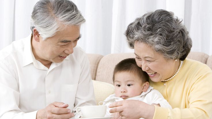 Nếu ông bà cứ làm điều này trước mặt cháu, thì đừng hỏi tại sao càng lớn chúng càng xa cách mình- Ảnh 1.