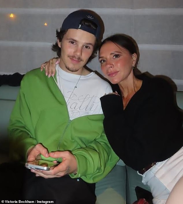 Con trai Beckham bị mời ra khỏi quán ăn vì... thẻ không đủ tiền- Ảnh 1. Con trai Beckham bị mời ra khỏi quán ăn vì... thẻ không đủ tiền- Ảnh 1.