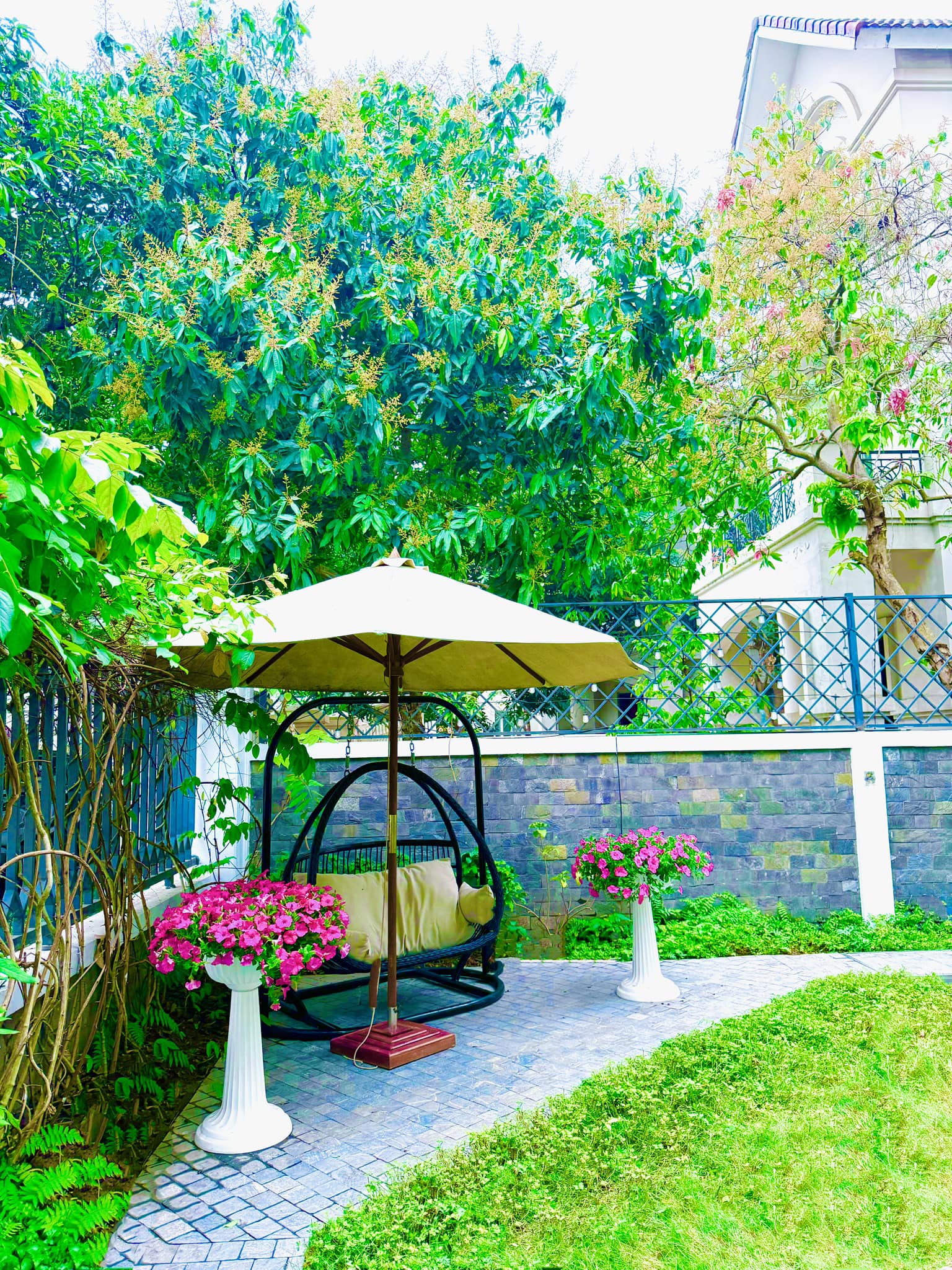 Tài sản hàng triệu đô của mỹ nhân phim Việt giờ vàng lấy chồng đại gia, thực sự có những gì?- Ảnh 4. Tài sản hàng triệu đô của mỹ nhân phim Việt giờ vàng lấy chồng đại gia, thực sự có những gì?- Ảnh 4.