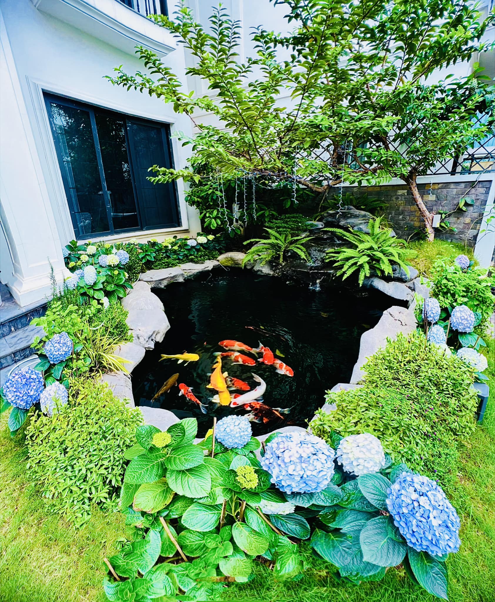 Tài sản hàng triệu đô của mỹ nhân phim Việt giờ vàng lấy chồng đại gia, thực sự có những gì?- Ảnh 3. Tài sản hàng triệu đô của mỹ nhân phim Việt giờ vàng lấy chồng đại gia, thực sự có những gì?- Ảnh 3.