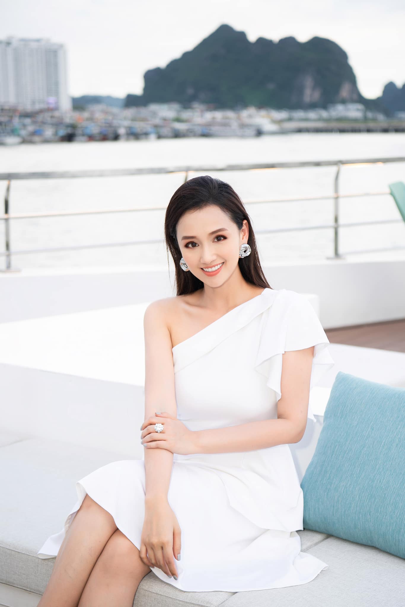 Tài sản hàng triệu đô của mỹ nhân phim Việt giờ vàng lấy chồng đại gia, thực sự có những gì?- Ảnh 1. Tài sản hàng triệu đô của mỹ nhân phim Việt giờ vàng lấy chồng đại gia, thực sự có những gì?- Ảnh 1.