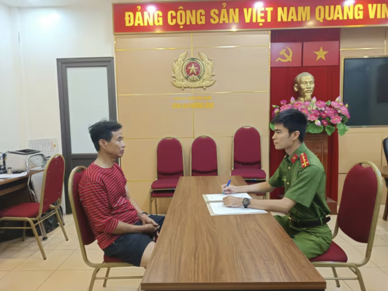 Cháy lớn Hà Nội do Hoàng Cao Sơn đốt rác nhiều lần , hàng xóm khốn đốn - Ảnh 1.