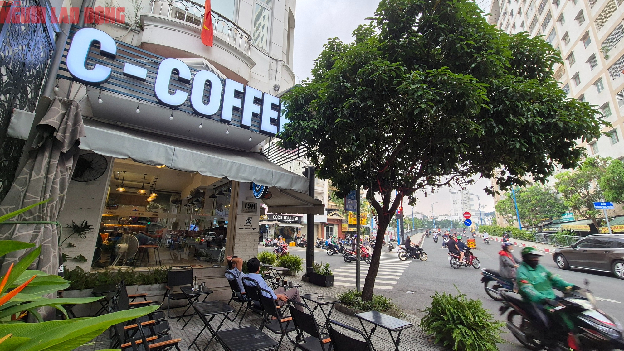 - Ảnh 4. - Ảnh 4.