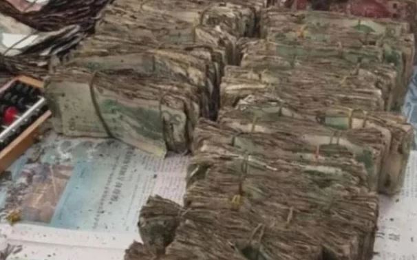 Người phụ nữ 79 tuổi qua đời để lại tủ tiền mặt, con cháu đếm xong thì sốc nặng- Ảnh 2.