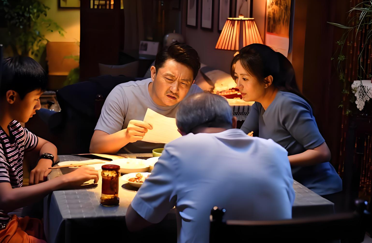 Trẻ có tiền đồ hay không, từ khi sinh ra đã có "điềm báo"? Ông bà xưa nói chẳng sai, hiểu ra thì đã muộn- Ảnh 2.