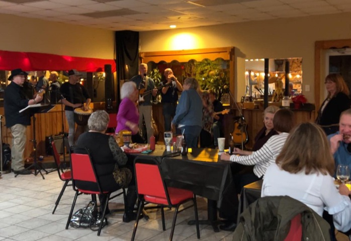 Xả súng kinh hoàng tại Mỹ, nhiều người thương vong- Ảnh 1. Xả súng kinh hoàng tại Mỹ, nhiều người thương vong- Ảnh 1.