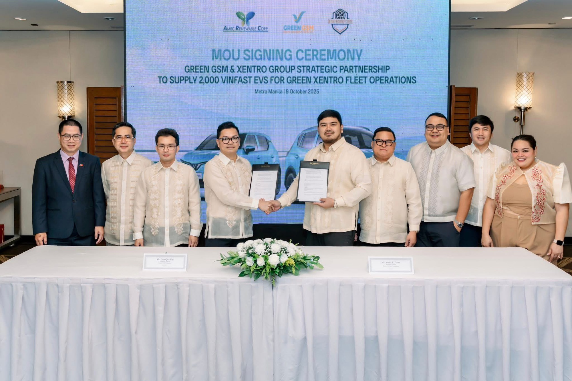 Tập đoàn nước ngoài đầu tiên nhượng quyền Xanh SM của tỉ phú Phạm Nhật Vượng - Ảnh 1.