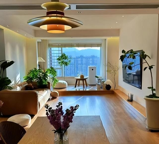 Mua căn hộ 66m² để sống một mình sau nghỉ hưu: Người phụ nữ 58 tuổi biến mỗi ngày thành một giấc mơ bình yên- Ảnh 1. Mua căn hộ 66m² để sống một mình sau nghỉ hưu: Người phụ nữ 58 tuổi biến mỗi ngày thành một giấc mơ bình yên- Ảnh 1.