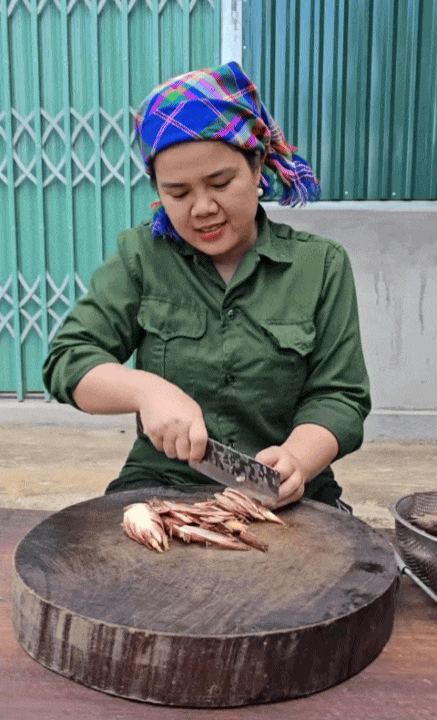 Không chỉ có mùa vàng rực rỡ, nơi này còn cất giấu "báu vật tựa nhân sâm" khiến thực khách say mê - Ảnh 4. Không chỉ có mùa vàng rực rỡ, nơi này còn cất giấu "báu vật tựa nhân sâm" khiến thực khách say mê - Ảnh 4.