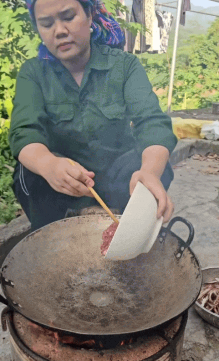 Không chỉ có mùa vàng rực rỡ, nơi này còn cất giấu "báu vật tựa nhân sâm" khiến thực khách say mê - Ảnh 5. Không chỉ có mùa vàng rực rỡ, nơi này còn cất giấu "báu vật tựa nhân sâm" khiến thực khách say mê - Ảnh 5.