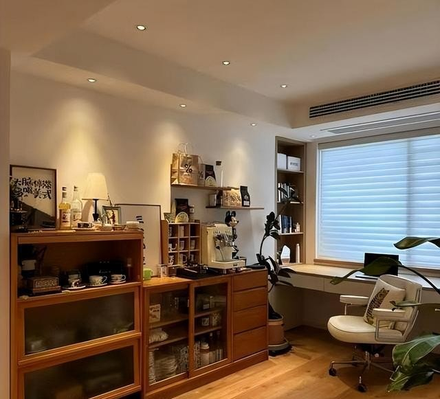 Mua căn hộ 66m² để sống một mình sau nghỉ hưu: Người phụ nữ 58 tuổi biến mỗi ngày thành một giấc mơ bình yên- Ảnh 11. Mua căn hộ 66m² để sống một mình sau nghỉ hưu: Người phụ nữ 58 tuổi biến mỗi ngày thành một giấc mơ bình yên- Ảnh 11.