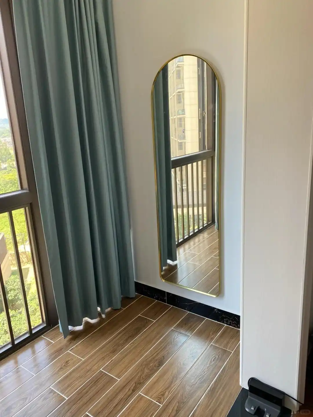 Không phải mê tín: Ban công to mấy cũng đừng đặt 4 thứ này nếu không muốn sức khỏe sa sút, rước họa vào thân- Ảnh 1. Không phải mê tín: Ban công to mấy cũng đừng đặt 4 thứ này nếu không muốn sức khỏe sa sút, rước họa vào thân- Ảnh 1.