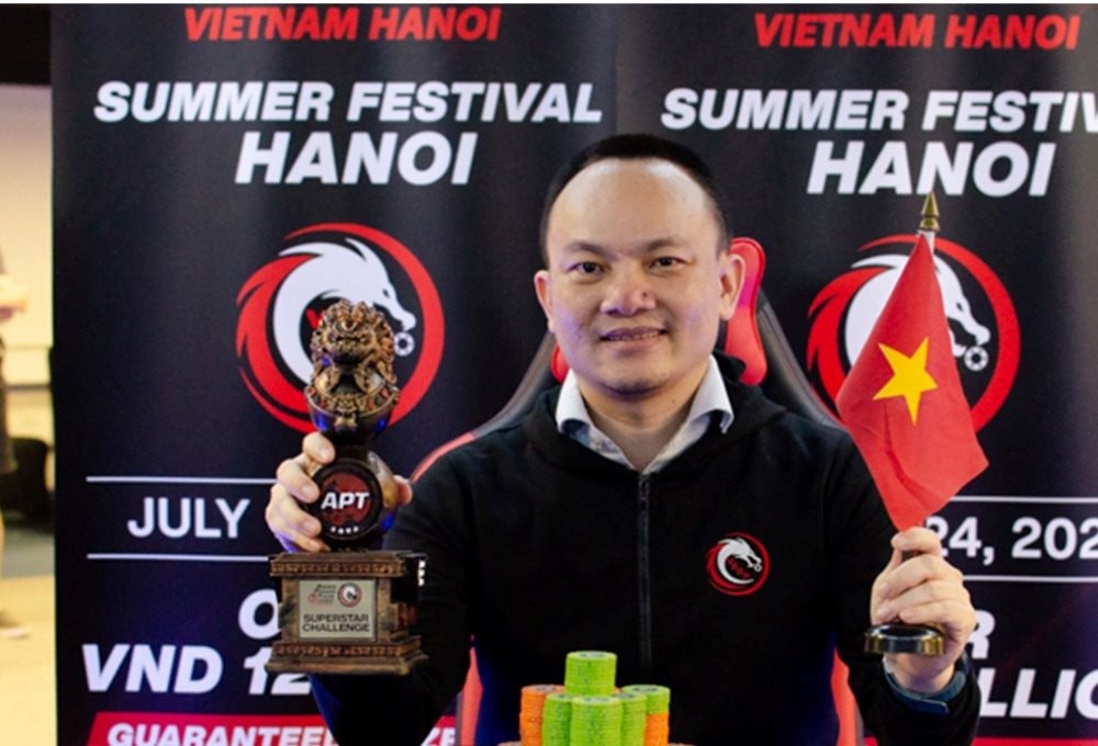 Cố vấn cao cấp, Cựu TGĐ Nexttech bị bắt cùng Shark Bình: Người nổi tiếng trong giới Poker Việt Nam, từng vô địch giải đấu mang về hàng triệu USD- Ảnh 1.