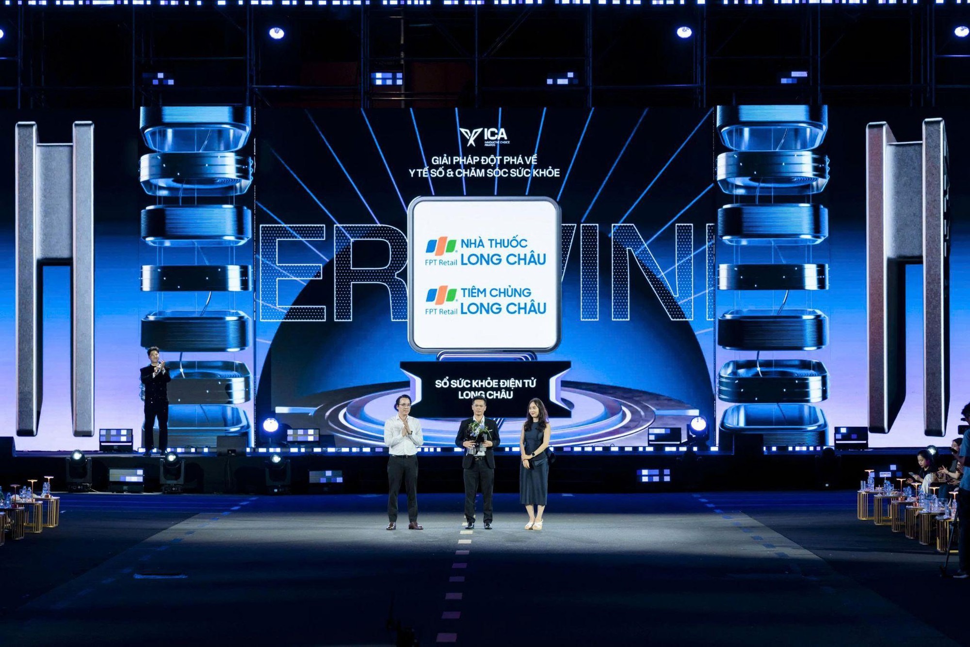 Long Châu - Tiên phong ứng dụng công nghệ số nâng tầm chăm sóc sức khỏe - Ảnh 4. Long Châu - Tiên phong ứng dụng công nghệ số nâng tầm chăm sóc sức khỏe - Ảnh 4.