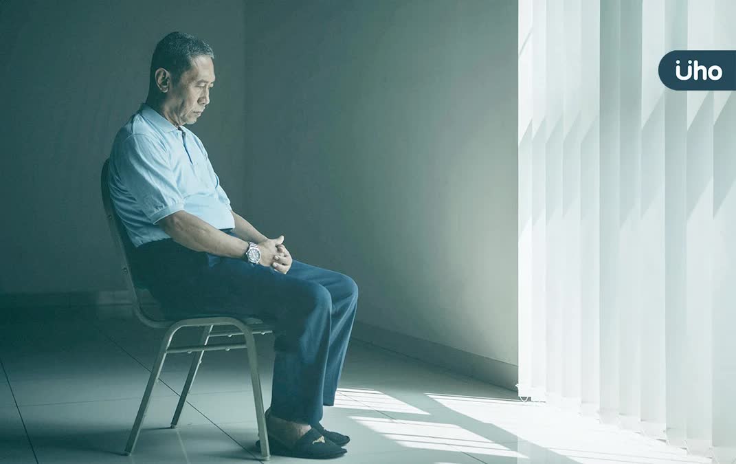 Chỉ những người thực sự già đi mới hiểu, có những thứ đáng sợ hơn không có tiền: Nỗi đau đằng sau tuổi nghỉ hưu!- Ảnh 4.