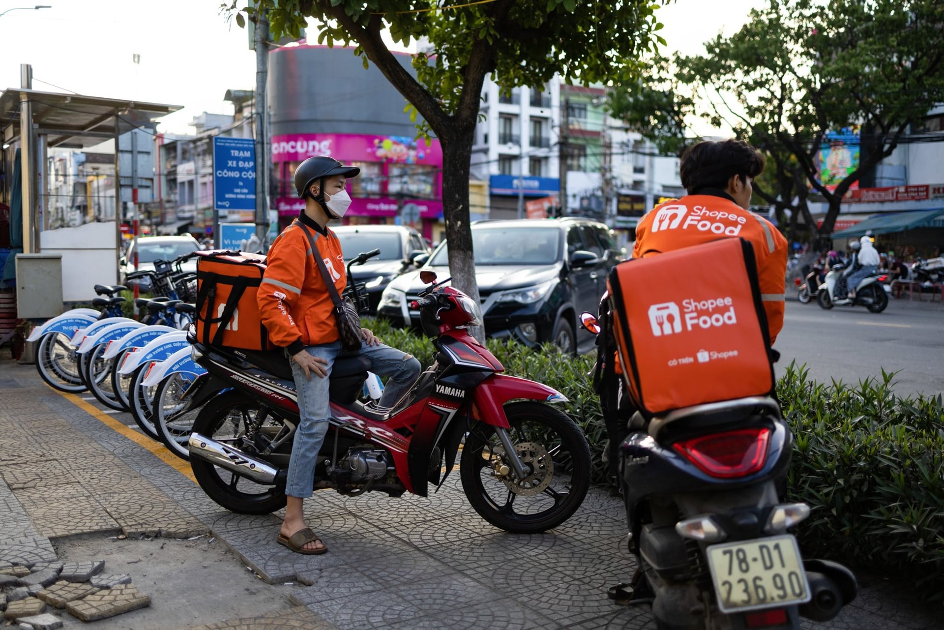 Xanh SM Ngon nhập cuộc: Cuộc đua giao đồ ăn thêm khốc liệt, thế song mã của GrabFood - ShopeeFood có lung lay?- Ảnh 7.