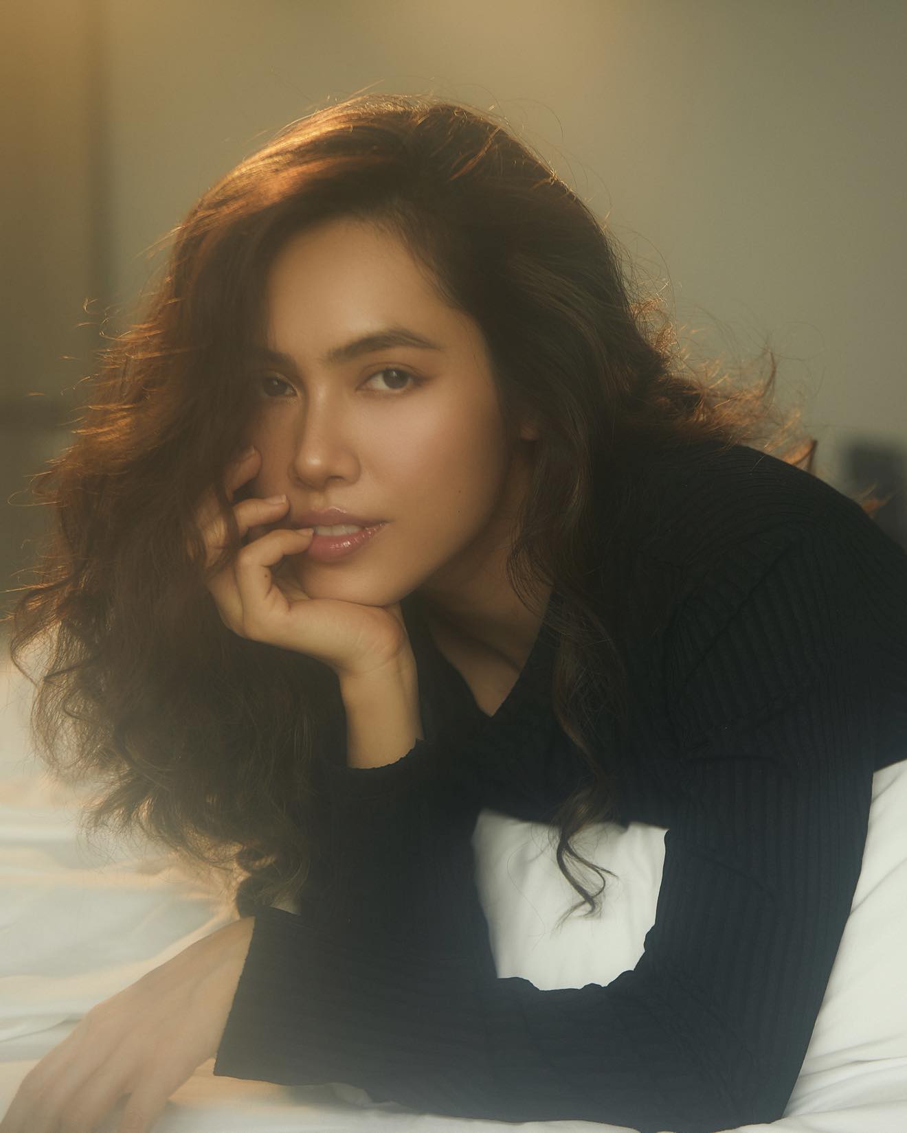 Nàng Hậu Việt từng vay tiền đi học trường nhà giàu đăng bài dạy con về LỐI SỐNG XA XỈ: Đọc đến đâu khen đến đó! Nàng Hậu Việt từng vay tiền đi học trường nhà giàu đăng bài dạy con về LỐI SỐNG XA XỈ: Đọc đến đâu khen đến đó!