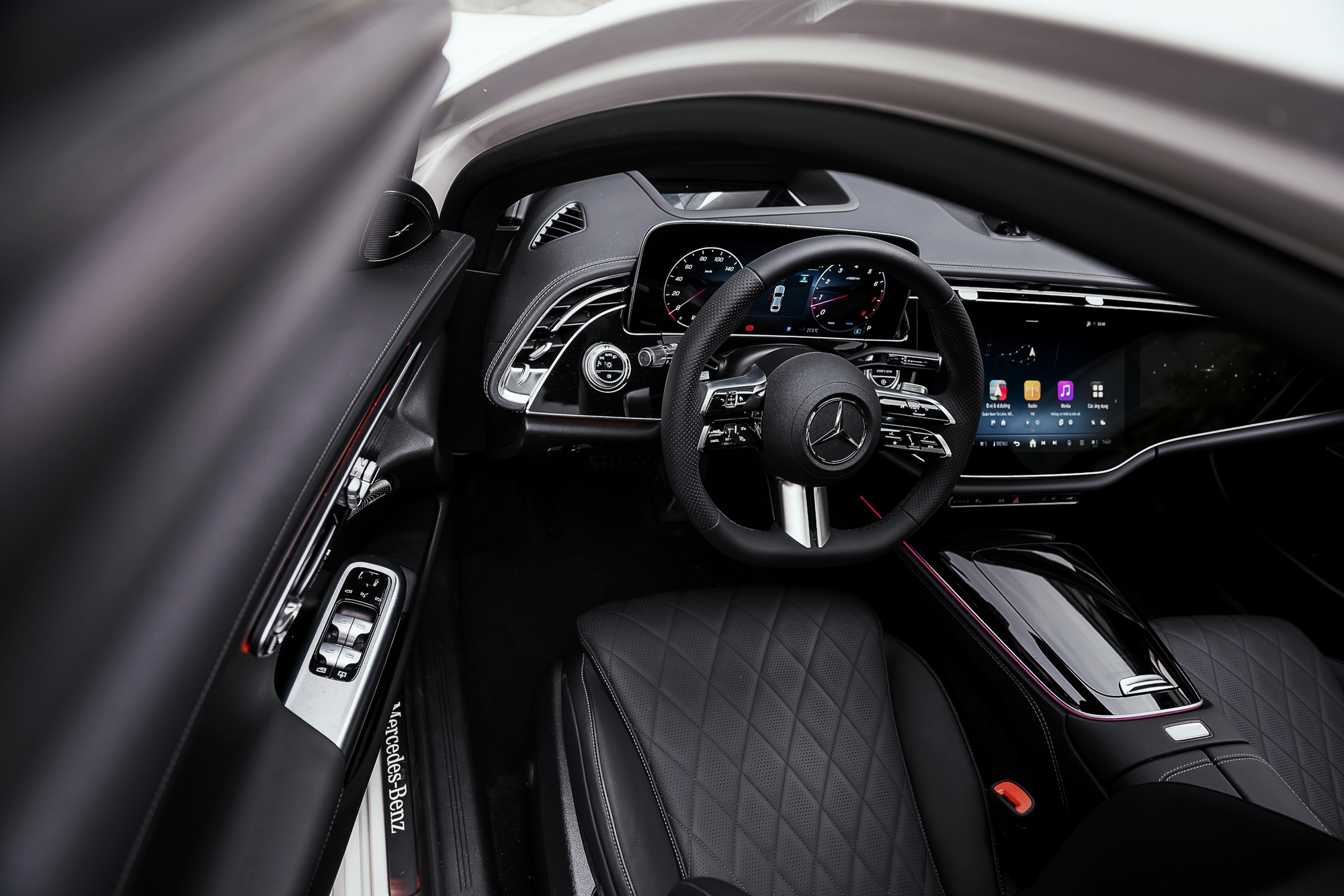 E-Class W214: Thế hệ mới của biểu tượng Mercedes-Benz chính thức có mặt tại Việt Nam! - Ảnh 5.