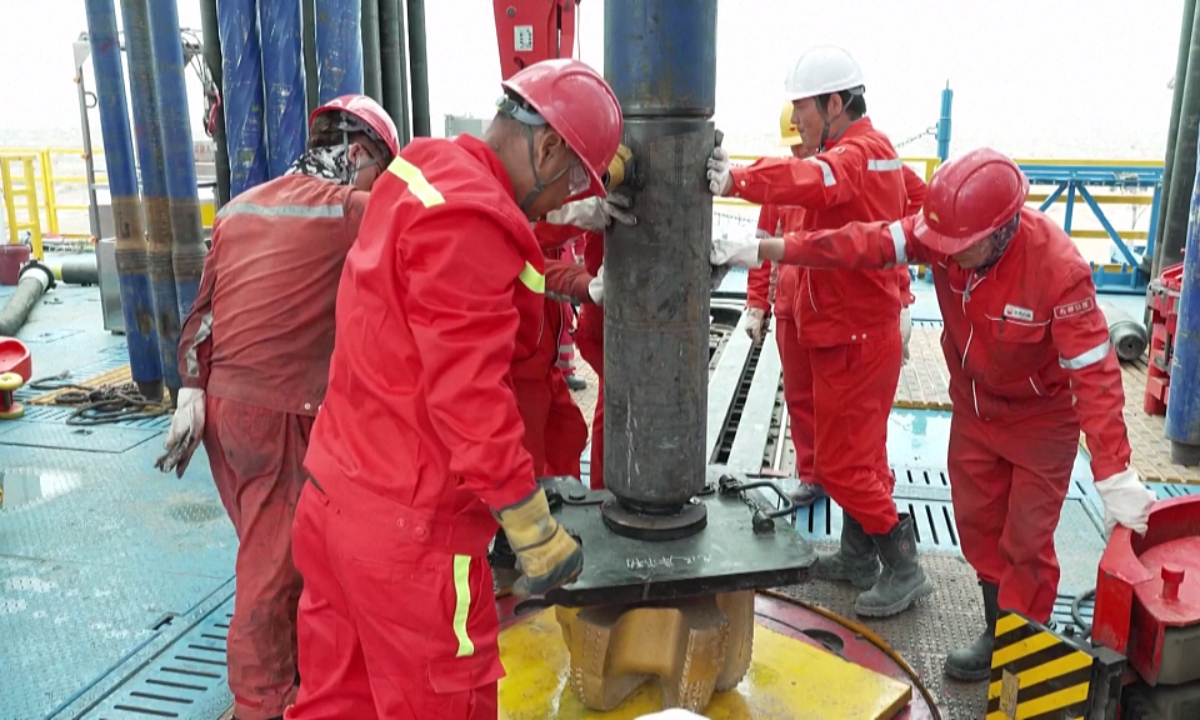 Khoan sâu hơn 10.000m, quốc gia láng giềng của Việt Nam tìm thấy "túi mù", kết quả ngoài sức tưởng tượng - Ảnh 2. Khoan sâu hơn 10.000m, quốc gia láng giềng của Việt Nam tìm thấy "túi mù", kết quả ngoài sức tưởng tượng - Ảnh 2.