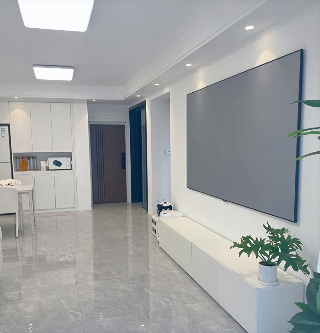 Sau 2 năm sống trong nhà lát gạch toàn bộ, tôi hiểu vì sao ngày càng nhiều người hối hận- Ảnh 2. Sau 2 năm sống trong nhà lát gạch toàn bộ, tôi hiểu vì sao ngày càng nhiều người hối hận- Ảnh 2.