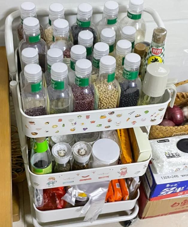 4 thứ tuyệt đối không nên để trong bếp - tưởng vô hại mà khiến nhà bạn kém thịnh vượng, dễ gặp rủi ro- Ảnh 3. 4 thứ tuyệt đối không nên để trong bếp - tưởng vô hại mà khiến nhà bạn kém thịnh vượng, dễ gặp rủi ro- Ảnh 3.