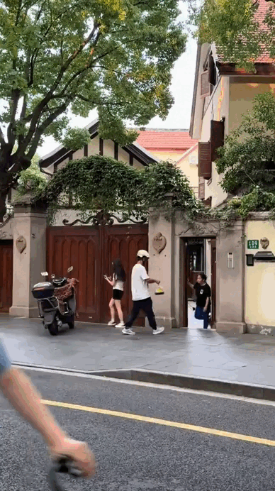 Toàn cảnh căn biệt thự khiến 1,4 tỷ dân Trung Quốc phải ngoái đầu nhìn- Ảnh 5. Toàn cảnh căn biệt thự khiến 1,4 tỷ dân Trung Quốc phải ngoái đầu nhìn- Ảnh 5.