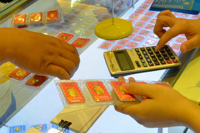 Giá vàng hôm nay, 17-10: Vàng thế giới tăng hàng trăm USD- Ảnh 1. Giá vàng hôm nay, 17-10: Vàng thế giới tăng hàng trăm USD- Ảnh 1.