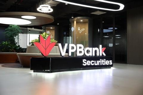 Điều đặc biệt phía sau thương vụ IPO kỷ lục của VPBankS- Ảnh 1.