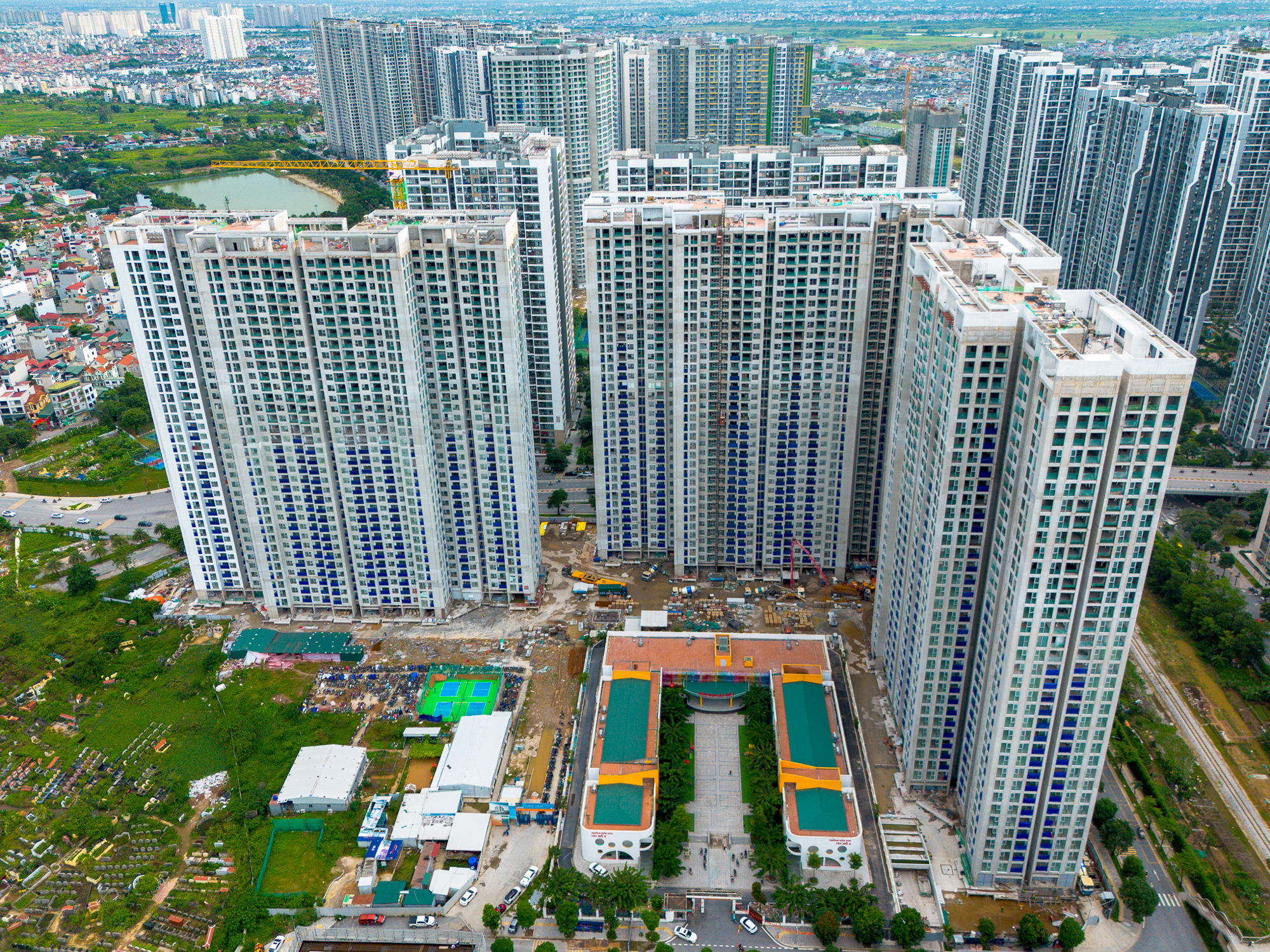 Dự án từng có 5.000 người xếp hàng tranh mua ở Hà Nội: Giá tăng gấp rưỡi sau hơn một năm, đang chuẩn bị cất nóc - Ảnh 12.