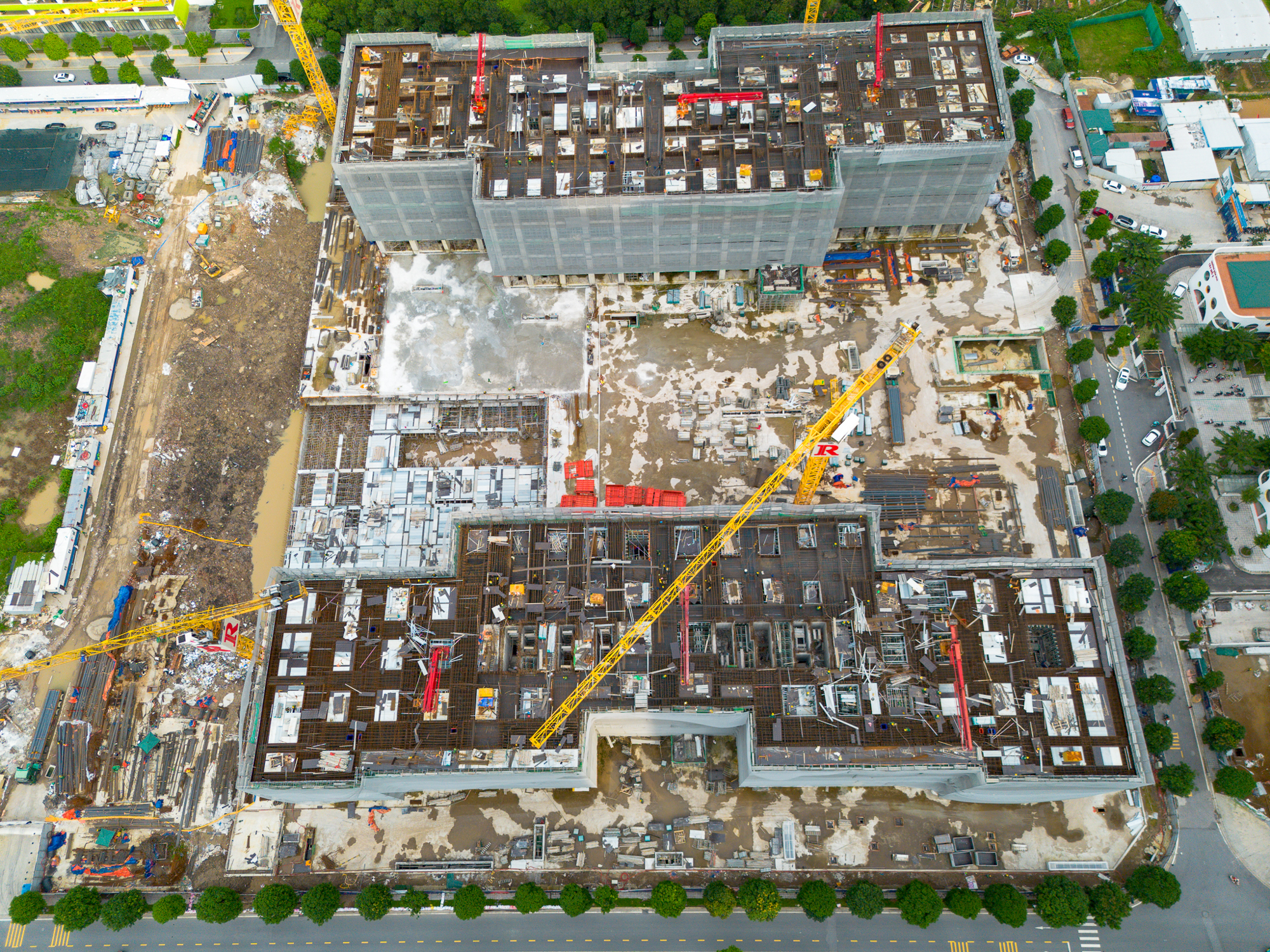 Dự án từng có 5.000 người xếp hàng tranh mua ở Hà Nội: Giá tăng gấp rưỡi sau hơn một năm, đang chuẩn bị cất nóc - Ảnh 13.