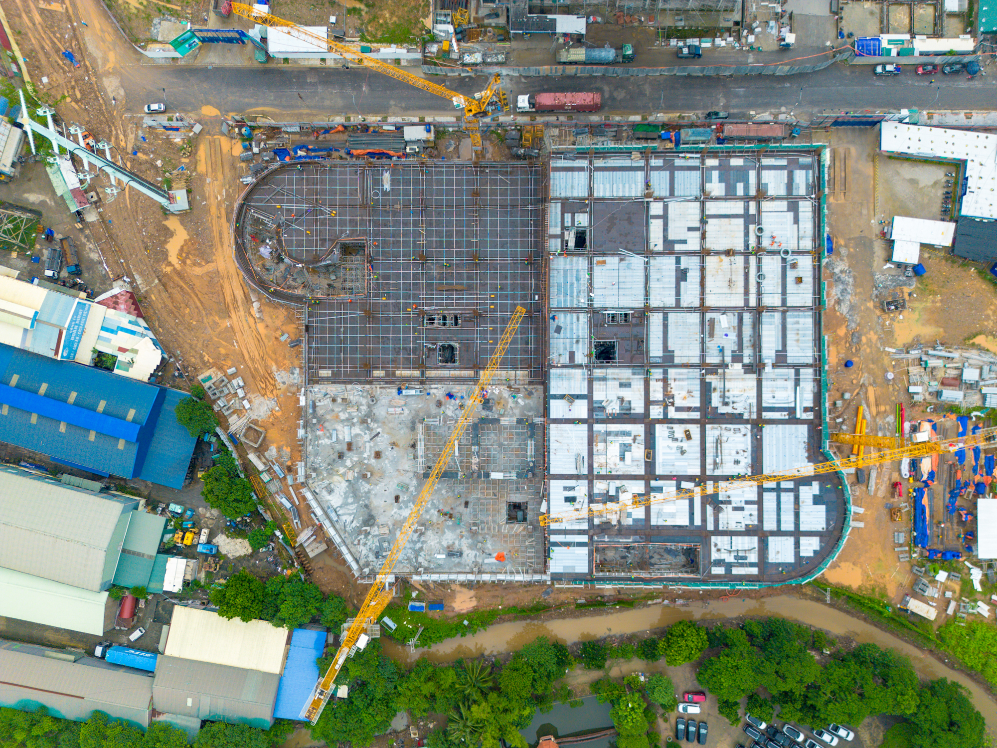 Dự án từng có 5.000 người xếp hàng tranh mua ở Hà Nội: Giá tăng gấp rưỡi sau hơn một năm, đang chuẩn bị cất nóc - Ảnh 9.