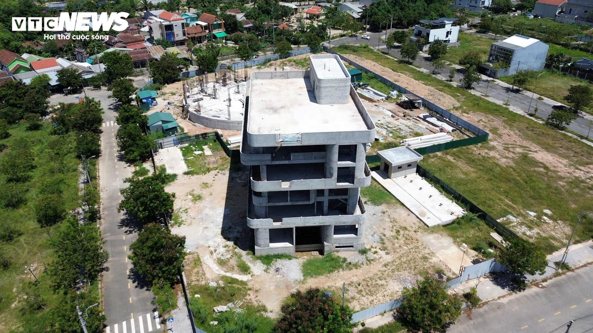 Cận cảnh toà nhà công nghệ ở Huế 'đứng bánh' vì nhà thầu thi công 'chạy làng' 2 Cận cảnh toà nhà công nghệ ở Huế 'đứng bánh' vì nhà thầu thi công 'chạy làng'