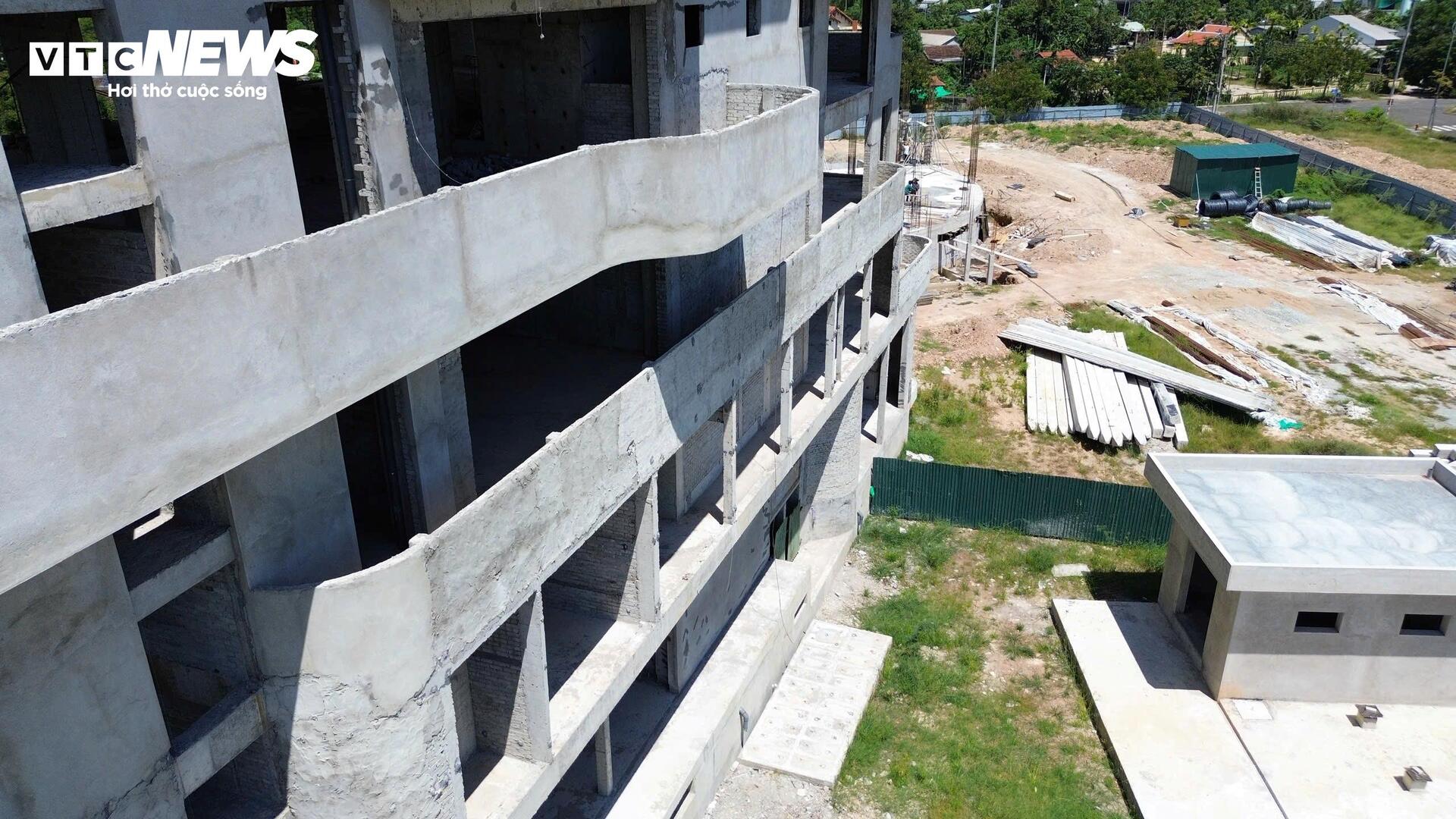 Cận cảnh toà nhà công nghệ ở Huế 'đứng bánh' vì nhà thầu thi công 'chạy làng' 5 Cận cảnh toà nhà công nghệ ở Huế 'đứng bánh' vì nhà thầu thi công 'chạy làng'