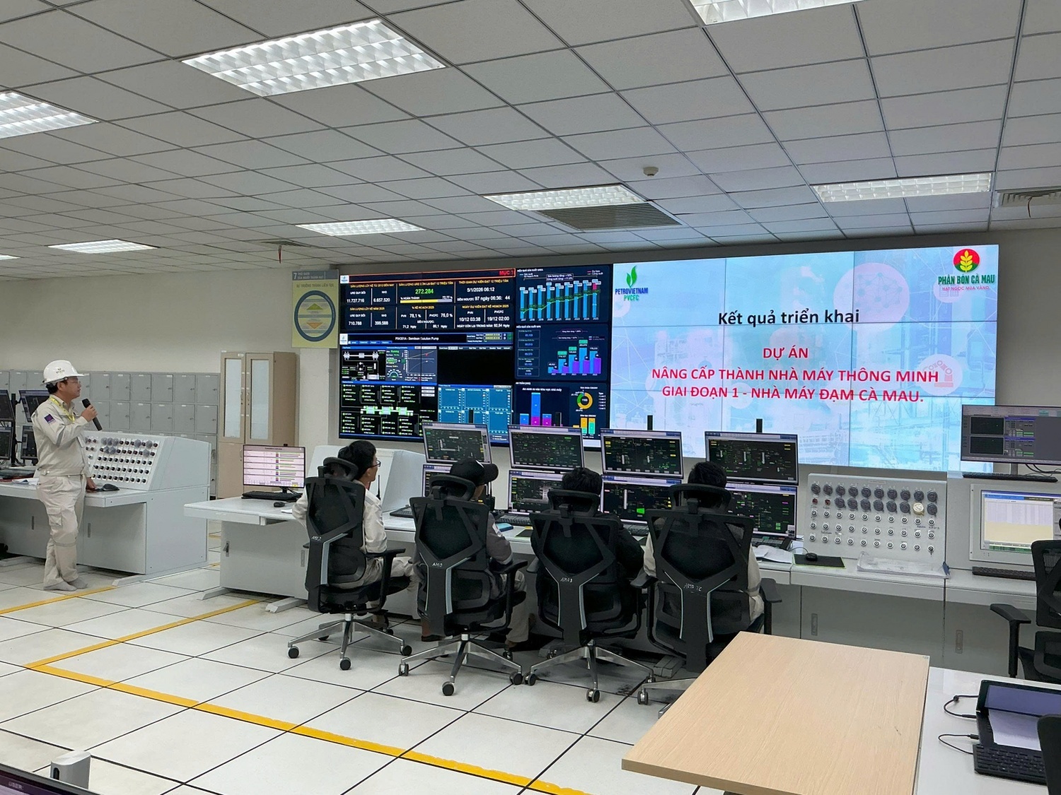 Doanh nghiệp lớn nhất Việt Nam 'khoe' đã làm chủ 27 công nghệ lõi: Chế tạo cả robot 'lặn biển' - Ảnh 2.