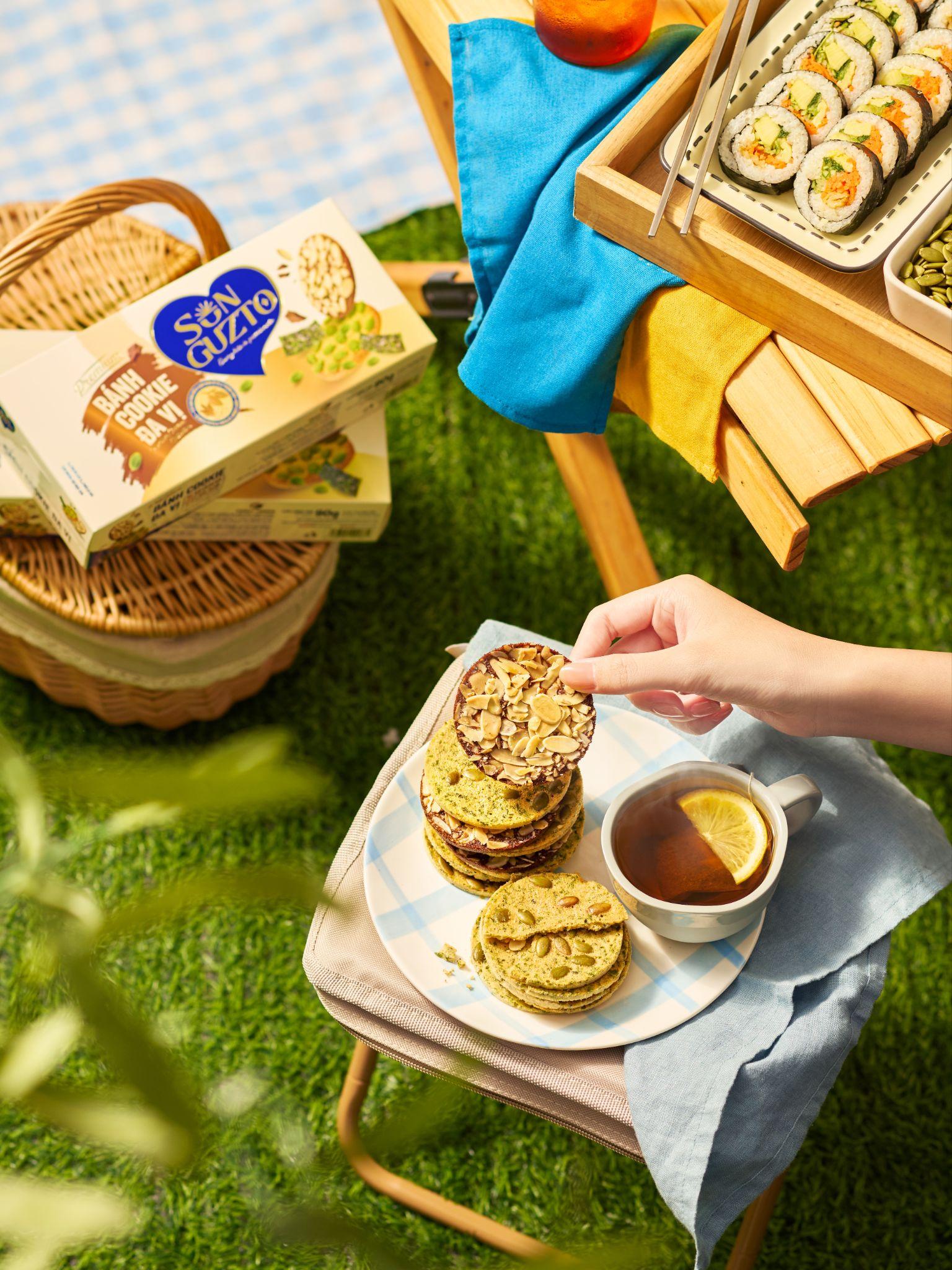 4 chuyên gia quốc tế khuyên bạn chọn bánh Sun Guzto của Nhất Hương Group - món quà 20/10 đặc biệt - Ảnh 1. 4 chuyên gia quốc tế khuyên bạn chọn bánh Sun Guzto của Nhất Hương Group - món quà 20/10 đặc biệt - Ảnh 1.