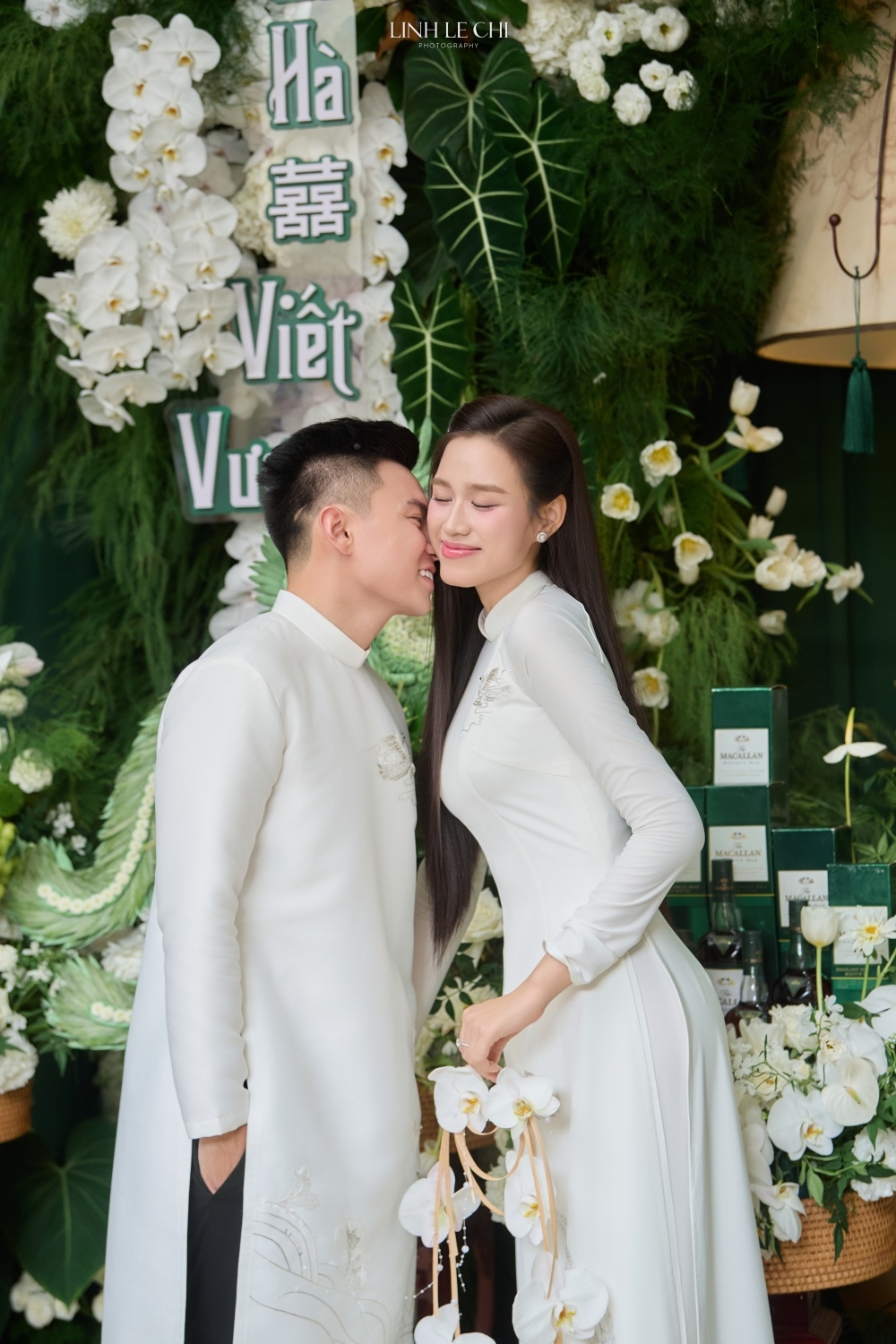 3 nàng hậu lấy thiếu gia hot nhất nhà Sen Vàng: Bí ẩn nhất là người "biến mất" ngay sau đám hỏi! - Ảnh 2. 3 nàng hậu lấy thiếu gia hot nhất nhà Sen Vàng: Bí ẩn nhất là người "biến mất" ngay sau đám hỏi! - Ảnh 2.
