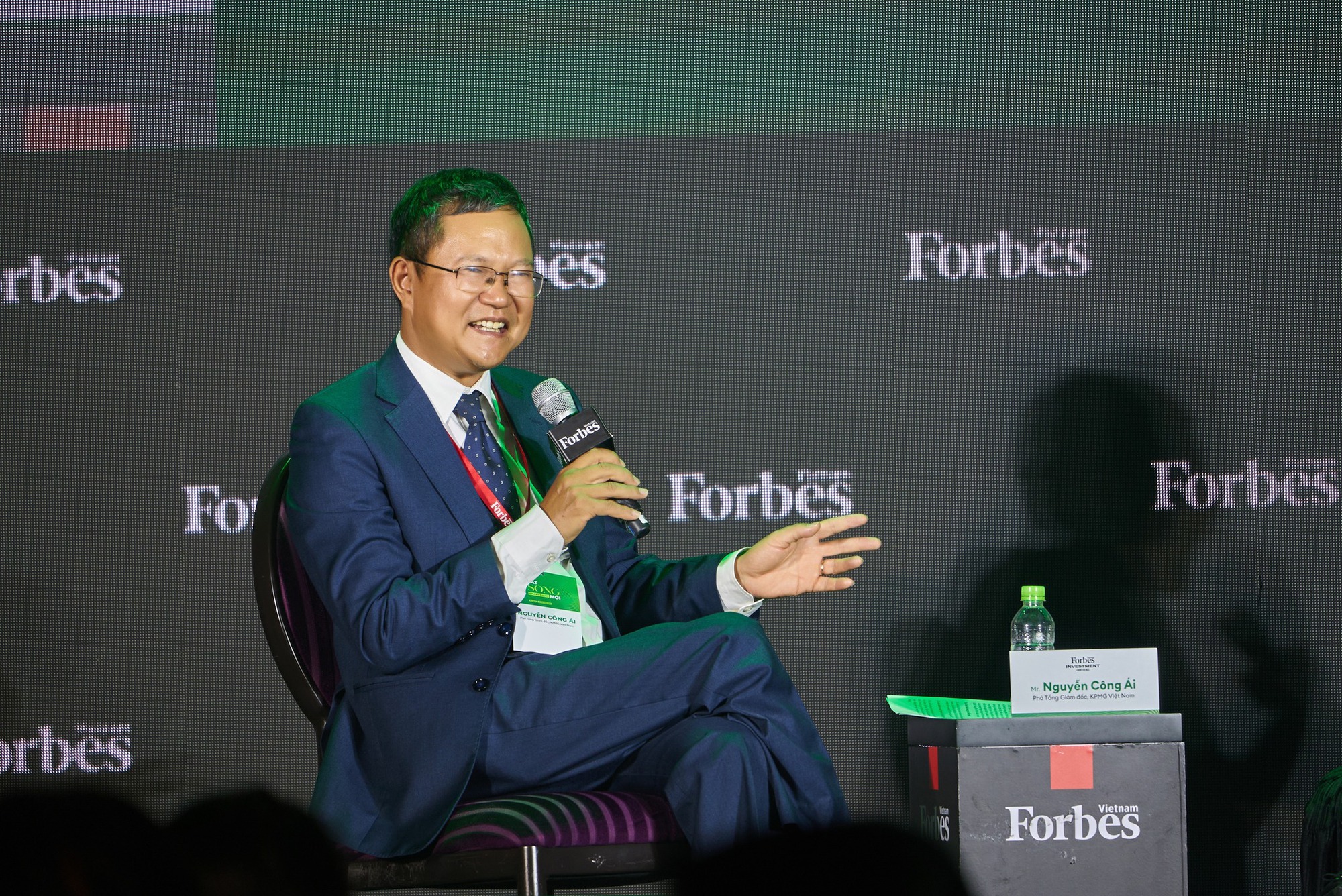 Phó Tổng Giám đốc KPMG: Nhiều Chủ tịch công ty tìm CEO suốt 5 năm chưa được, đang chơi golf cũng phải nghe điện thoại vì mọi việc dồn về mình- Ảnh 1. Phó Tổng Giám đốc KPMG: Nhiều Chủ tịch công ty tìm CEO suốt 5 năm chưa được, đang chơi golf cũng phải nghe điện thoại vì mọi việc dồn về mình - Ảnh 1.