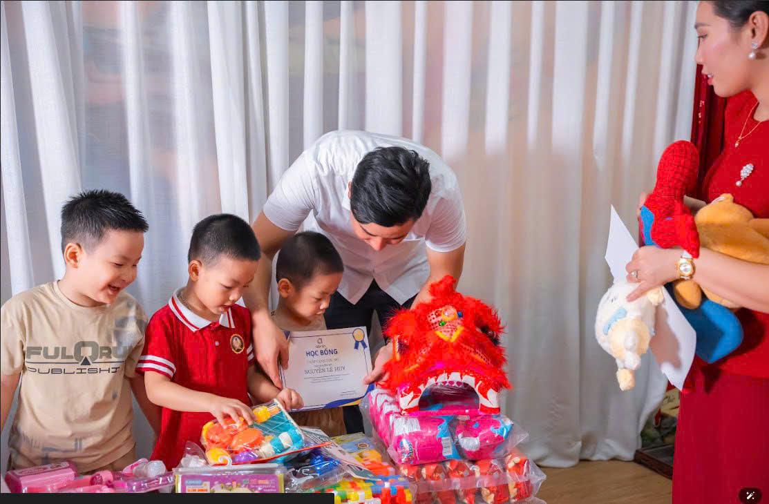 Chiến lược Aberdeen Group tại Việt Nam: kết nối dòng vốn toàn cầu với thị trường mới nổi - Ảnh 3. Chiến lược Aberdeen Group tại Việt Nam: kết nối dòng vốn toàn cầu với thị trường mới nổi - Ảnh 3.