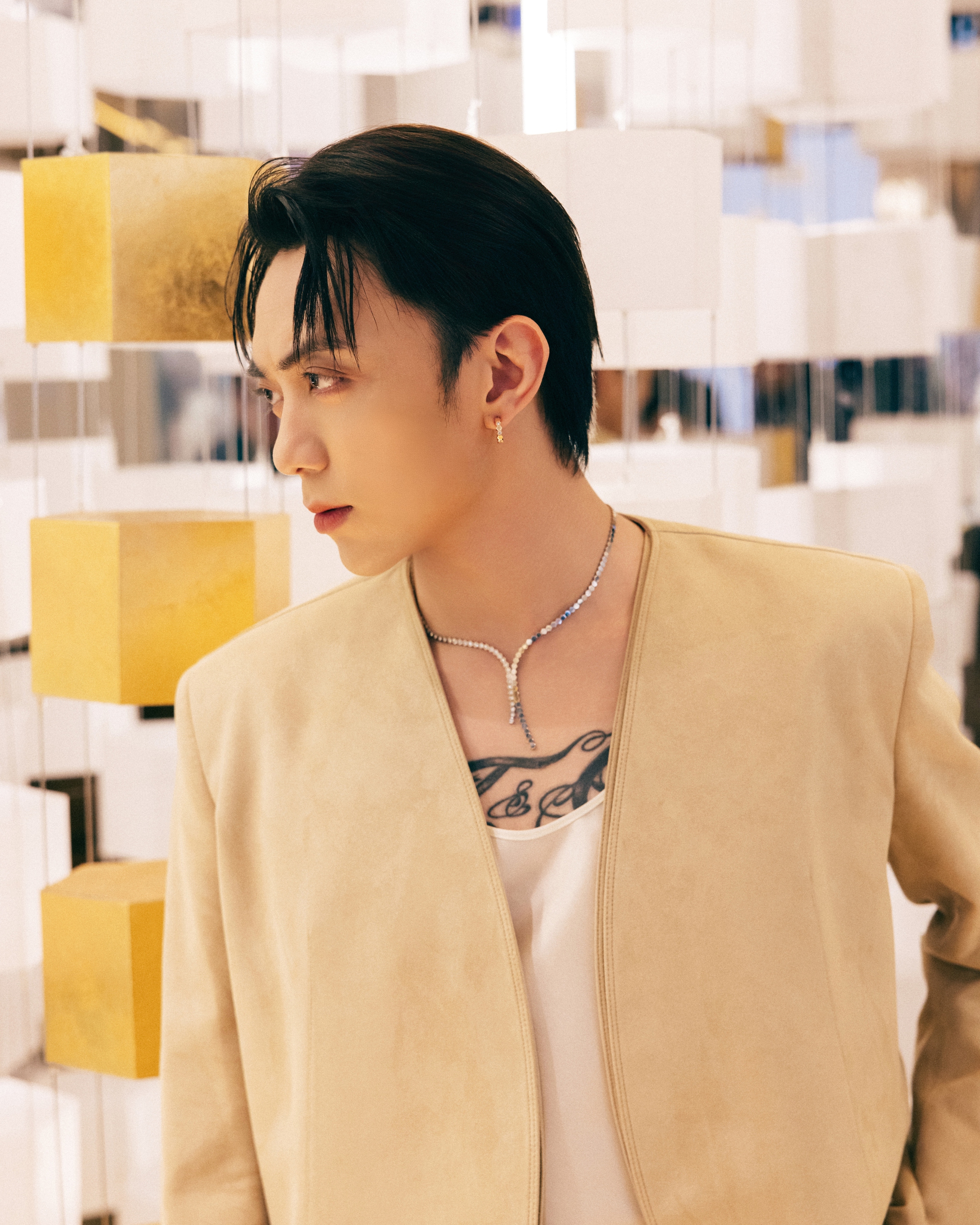 Soobin sánh vai cùng Song Hye Kyo và dàn sao K-pop tại “Tổ ong Chaumet” ở Seoul - Ảnh 1.