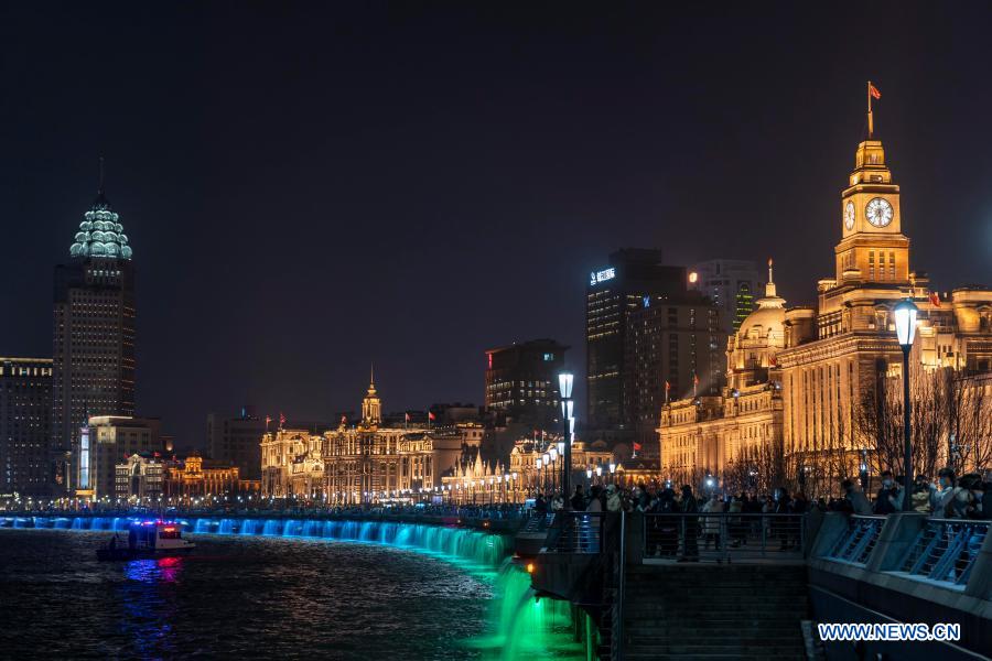 Khách Việt trầm trồ với 1 cảnh tượng ở Thượng Hải, đợi cả ngày chỉ để được thấy: "Đúng như lời đồn!" - Ảnh 5. Khách Việt trầm trồ với 1 cảnh tượng ở Thượng Hải, đợi cả ngày chỉ để được thấy: "Đúng như lời đồn!" - Ảnh 5.